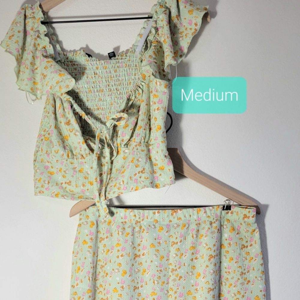 Nordstrom Floral maxi skirt and cropped top matching set